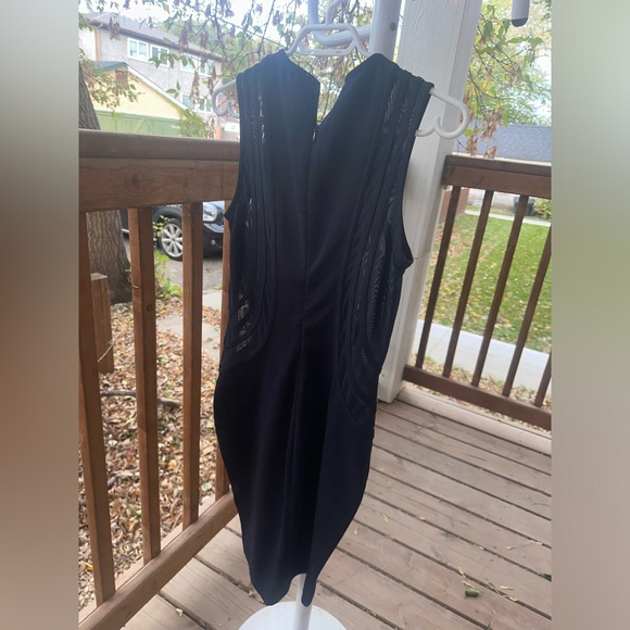 Dresses from fashion nova. Size medium - Picture 3 of 6